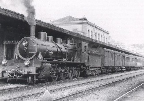 La 240-2016 en Granada en 1961 con el correo a Sevilla