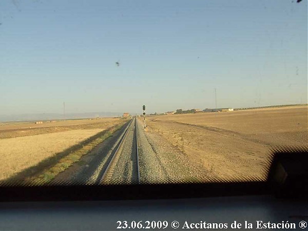 1541 Entrada lejana lado Almeria