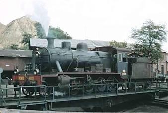 Guadix, depsito, locomotora 140-2027, Mayo 1966