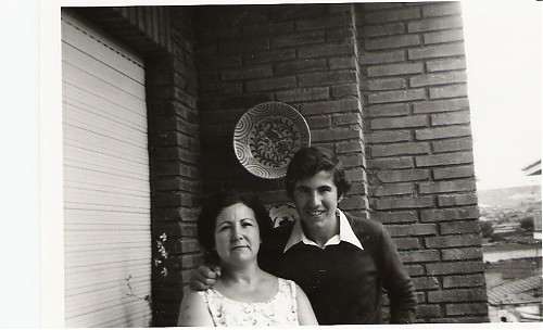 Mi mami y mi primo Juan Carlos (q.e.p.d.)